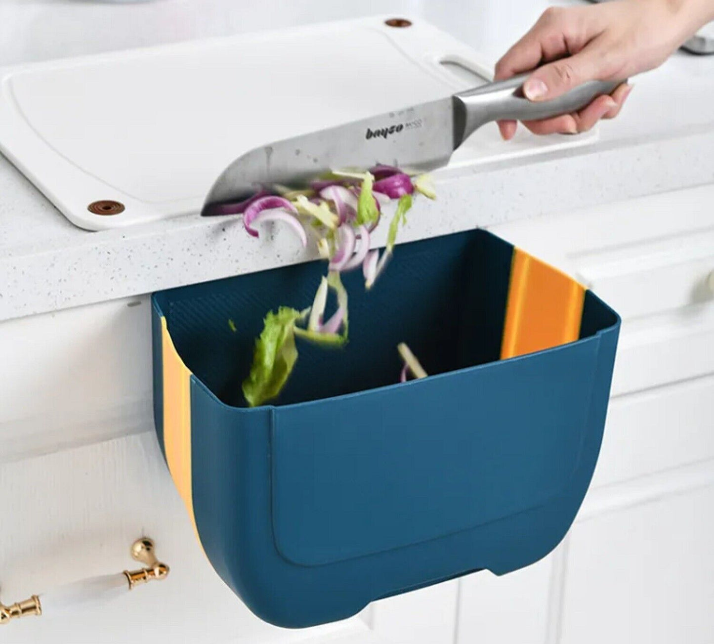 Mini Hanging Trash Can for Cabinet Door - Collapsible under Sink Garbage Bin